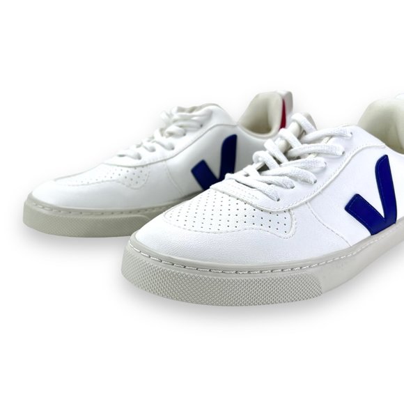 Authentic NEW Big Kids V-10 Low-Top Sneaker by Veja - Picture 9 of 16